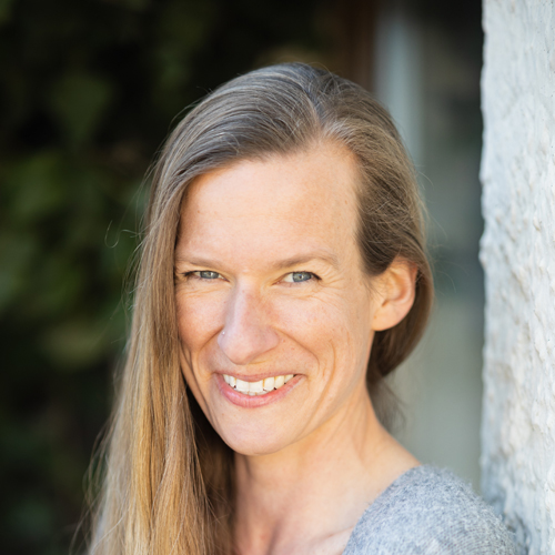 Autorenportrait von Dr. med. vet. Janey May